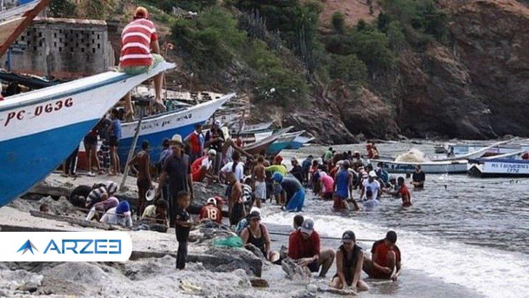 پیداشدن مرموز صد‌ها قطعه جواهر در ساحل دریا!