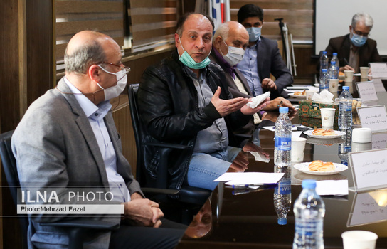 بررسی مشکلات فعالان صنف کشباف 