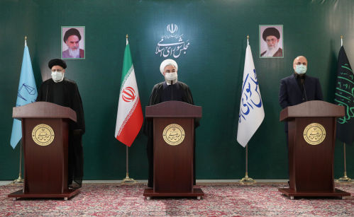 خواب قوای سه گانه در مبارزه با قاچاق / سامانه جامع تجارت در انتظار اعلام تاریخ رندی برای افتتاح / چرا پس از گذشت هشت سال فقط بخش کوچکی از سامانه جامع تجارت راه اندای شده است؟