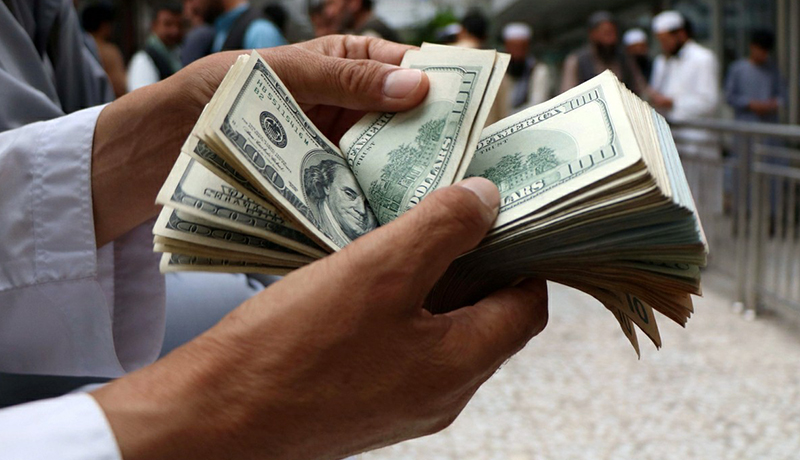 نوسانات دلار در ابتدای کانال ۲۷ هزار تومان