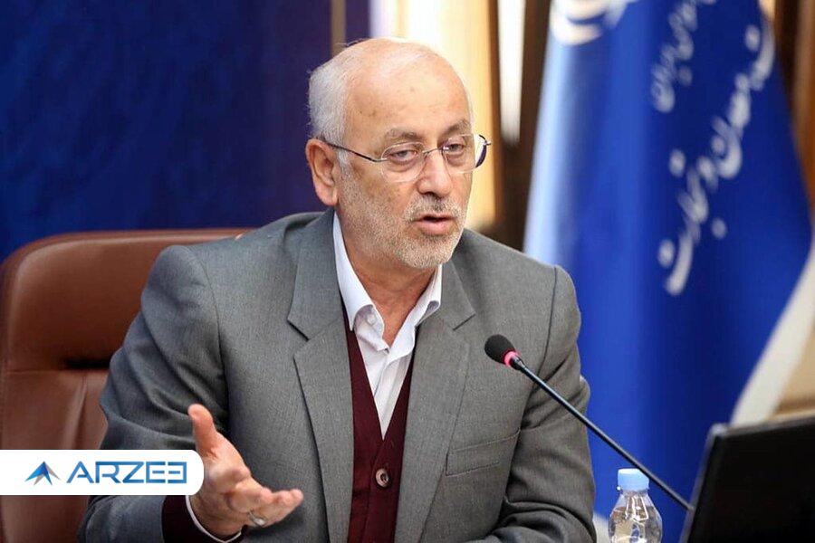 سیاست درست دولت درباره خودروسازها: حمایت، هدایت و نظارت نه تعیین تکلیف