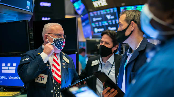 106793791_1605183158840NYSE_Floor_Veterans_Day_Photo_201111_PRESS