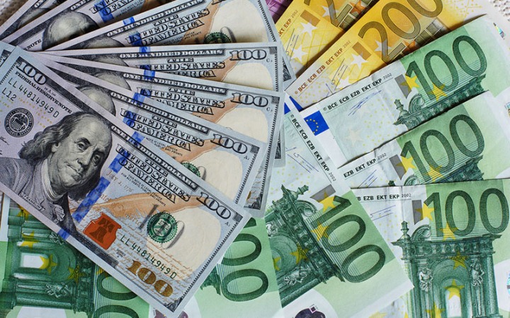 جدیدترین نرخ ارز در بازارهای مختلف/نوسان دلار در کانال 24000 تومان