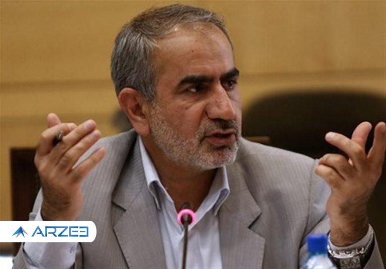قادری: دولتمردان بجای توجه به نظر کارشناسان لجبازی کردند / دولت سال ۹۹ در مدیریت بازار ارز ناتوان بود
