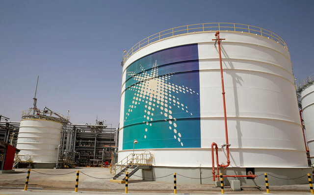 قیمت فروش نفت عربستان کاهش یافت