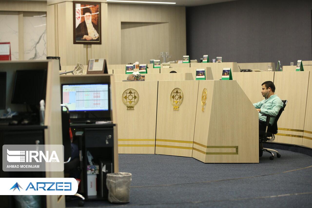 معاون حقوقی بورس: نوسان شاخص، طبیعت بازار سرمایه است