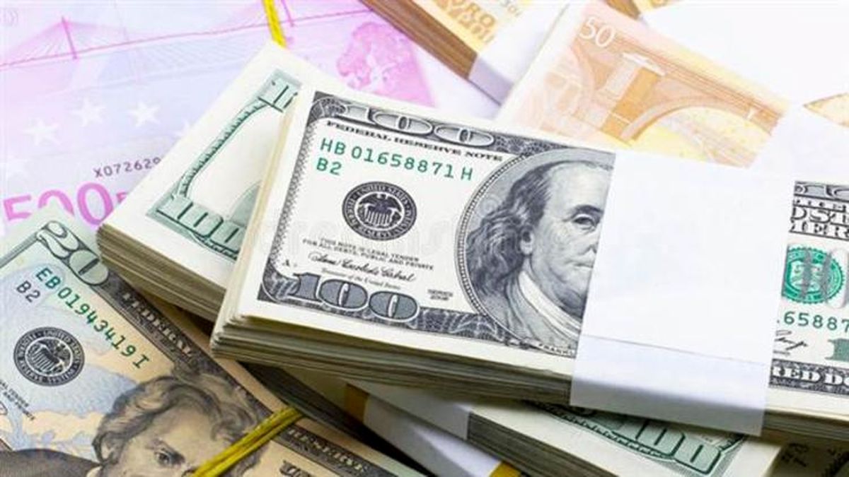 پیش بینی قیمت دلار برای فردا ۱۵ فروردین