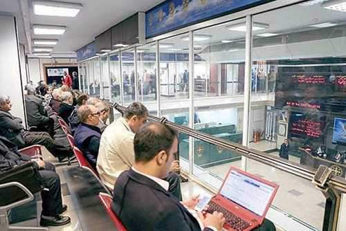 چراغی: بورس همچنان بهترین مکان برای جذب منابع نقدینگی است